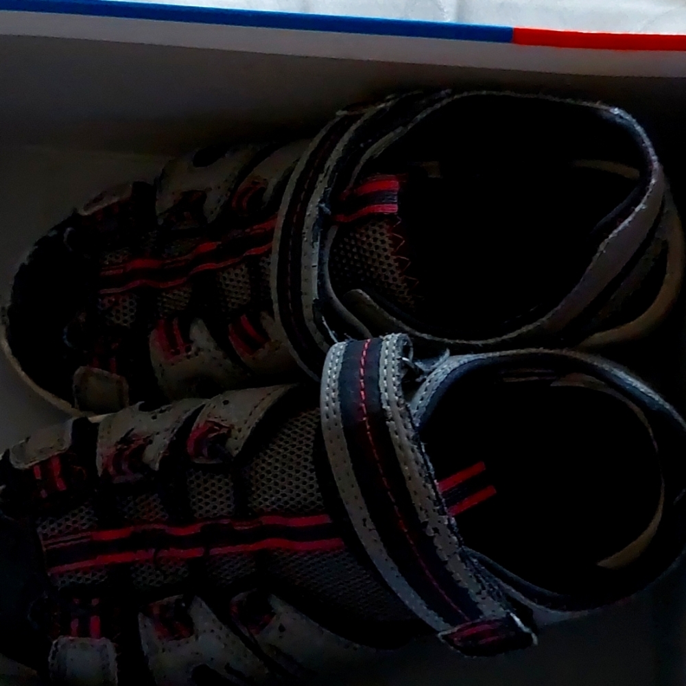 Toddler boys shoes